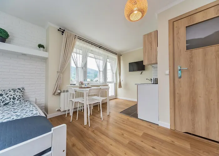 Aleksandra - מידז'יברודז'י ז'יוויקי